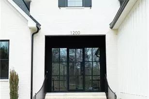 1200 Devlin Ct, High Point, NC 27262 - Photo 5