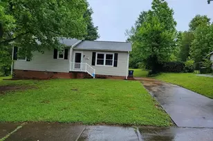 1615 E 10th St, Winston-Salem, NC 27105 - Photo 1