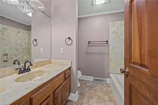 2404 Saddle Club Rd, Burlington, NC 27215 - Photo 23