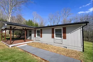 340 Vista Ln, North Wilkesboro, NC 28659 - Photo 1