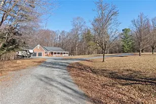 149 Branson Mill Rd, Randleman, NC 27317 - Photo 5