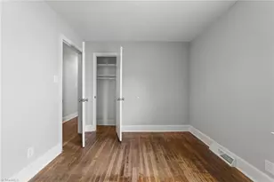 908 Lincoln St, Greensboro, NC 27401 - Photo 7