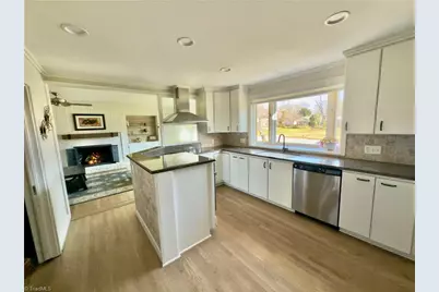 529 Idlewild Avenue, Greensboro, NC 27410 - Photo 7