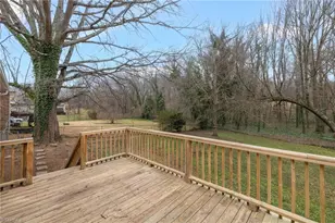 1034 Pine Knolls Rd, Kernersville, NC 27284 - Photo 35