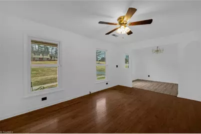 1034 Pine Knolls Road, Kernersville, NC 27284 - Photo 7