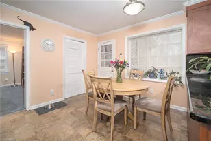 906 Chatfield Dr, Greensboro, NC 27410 - Photo 15