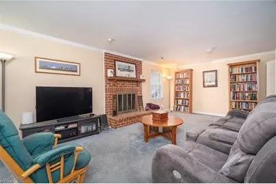 906 Chatfield Drive, Greensboro, NC 27410 - Photo 11