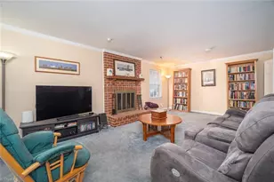 906 Chatfield Dr, Greensboro, NC 27410 - Photo 11