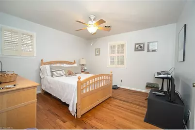 906 Chatfield Drive, Greensboro, NC 27410 - Photo 27