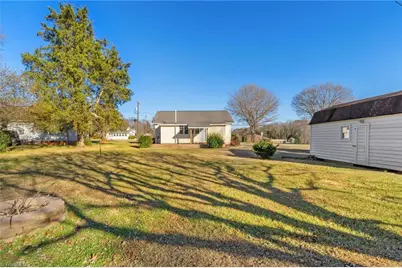 2722 Darrow Road, Walkertown, NC 27051 - Photo 35