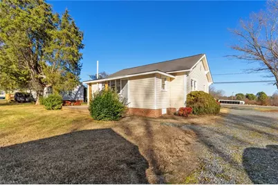 2722 Darrow Road, Walkertown, NC 27051 - Photo 31