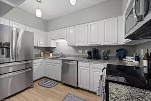 801 W McGee St, Greensboro, NC 27401 - Photo 9