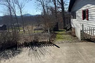 344 Knollwood Dr, Wilkesboro, NC 28697 - Photo 23