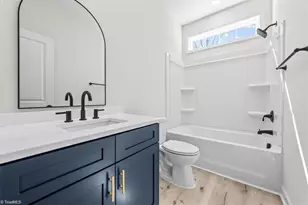 3903 Daye Dr, Greensboro, NC 27407 - Photo 13