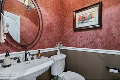 19 Middlefield Court, Greensboro, NC 27455 - Photo 23