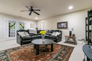 19 Middlefield Ct, Greensboro, NC 27455 - Photo 31