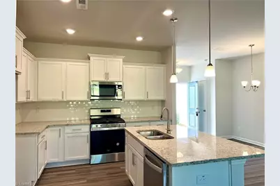 914 Lampton Court, Jamestown, NC 27282 - Photo 7