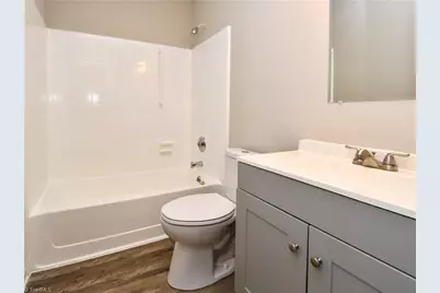 1811 Saffron Place, Winston-Salem, NC 27127 - Photo 9