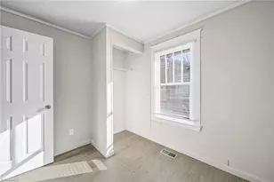 1110 Worth St, High Point, NC 27260 - Photo 15