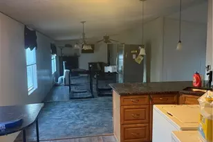 270 Meadowfield Cir, Aberdeen, NC 28315 - Photo 3