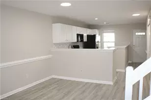 6306 Double Eagle Dr, Whitsett, NC 27377 - Photo 7