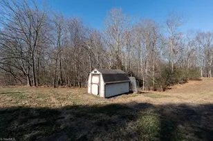 103 Simmons Farm Ln, Ararat, NC 27007 - Photo 31