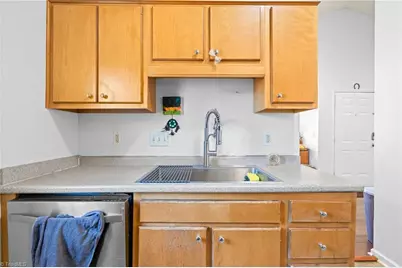 809 Banner Oak Court, Greensboro, NC 27406 - Photo 11