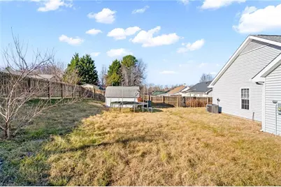 809 Banner Oak Court, Greensboro, NC 27406 - Photo 17