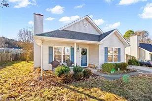 809 Banner Oak Ct, Greensboro, NC 27406 - Photo 3