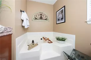 1204 Bebb Willow Ln, Lewisville, NC 27023 - Photo 27