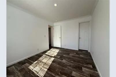 812 W Main Street, Pilot Mountain, NC 27041 - Photo 19