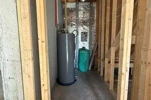 812 W Main St, Pilot Mountain, NC 27041 - Photo 31