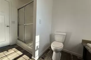 812 W Main St, Pilot Mountain, NC 27041 - Photo 15