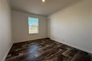 812 W Main St, Pilot Mountain, NC 27041 - Photo 17