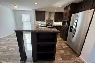 812 W Main St, Pilot Mountain, NC 27041 - Photo 5