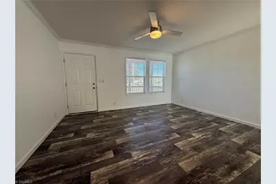 812 W Main Street, Pilot Mountain, NC 27041 - Photo 3