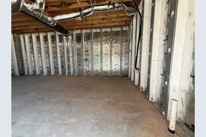 812 W Main Street, Pilot Mountain, NC 27041 - Photo 29