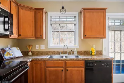 431 Mallard View Lane, Winston-Salem, NC 27127 - Photo 7