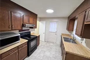 717 Belmont Dr, High Point, NC 27263 - Photo 5