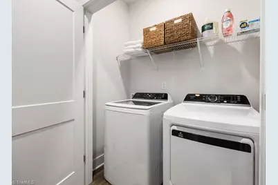 1500 Highwoods Boulevard #The Gatsby, Greensboro, NC 27410 - Photo 9