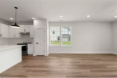 4126 Macbeth Street #Heathcliff, Greensboro, NC 27410 - Photo 29