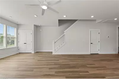 4126 Macbeth Street #Heathcliff, Greensboro, NC 27410 - Photo 21