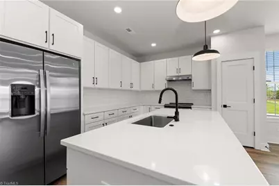 4126 Macbeth Street #Heathcliff, Greensboro, NC 27410 - Photo 25
