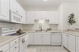 6941 Hanesbrook Cir, Clemmons, NC 27012 - Photo 3