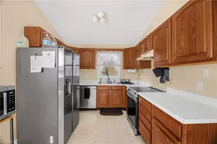 3425 Anderson Valley Rd, McLeansville, NC 27301 - Photo 13