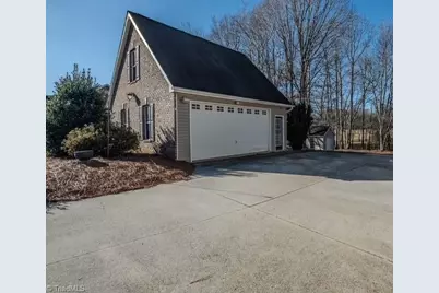 8475 Hunting Court, Stokesdale, NC 27357 - Photo 27