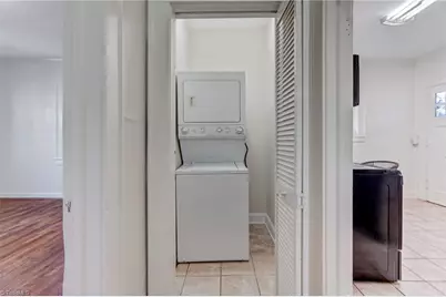 1804 Walker Avenue, Greensboro, NC 27403 - Photo 17