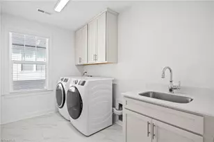 1745 Eastover Dr, Kernersville, NC 27284 - Photo 23