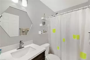 1328 Crosswinds Dr, High Point, NC 27265 - Photo 17