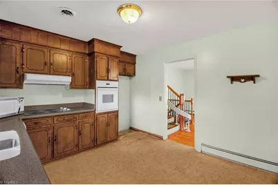 387 Ledford Circle, High Point, NC 27265 - Photo 11